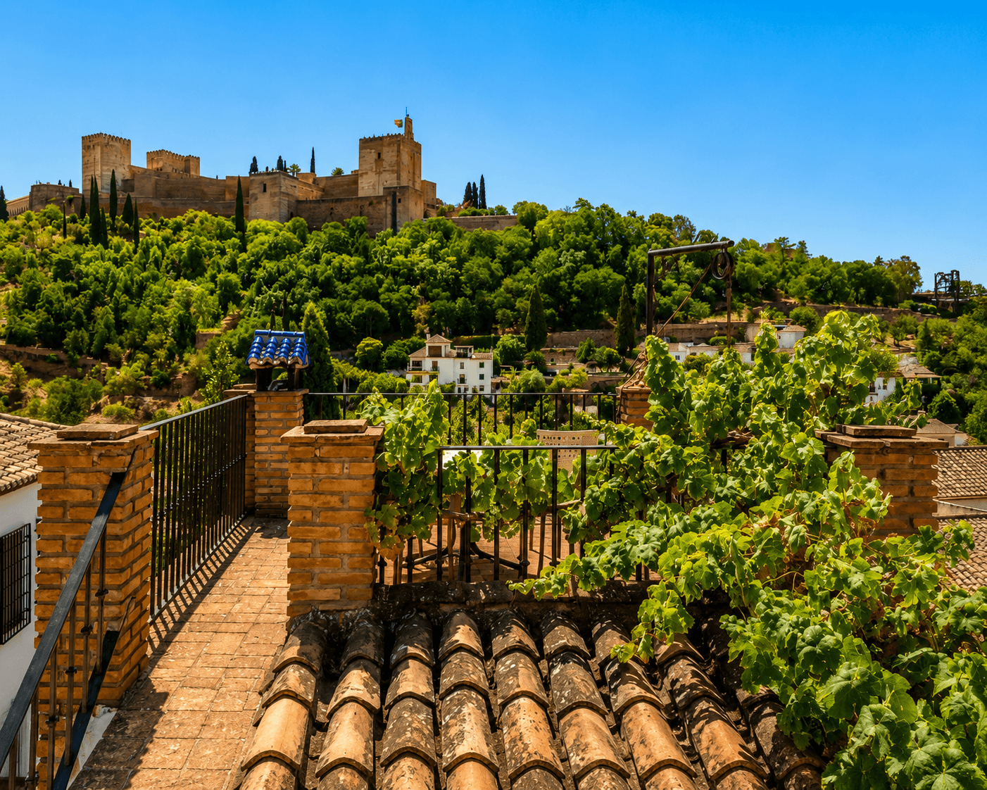 Dos casas frente a la Alhambra - Bajo Albaicín