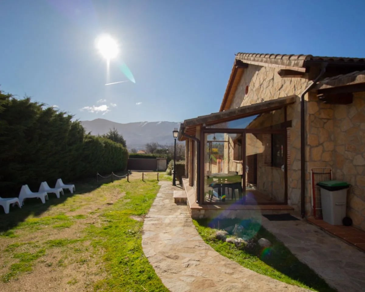 Landhaus mit Pool und Gästesuite
