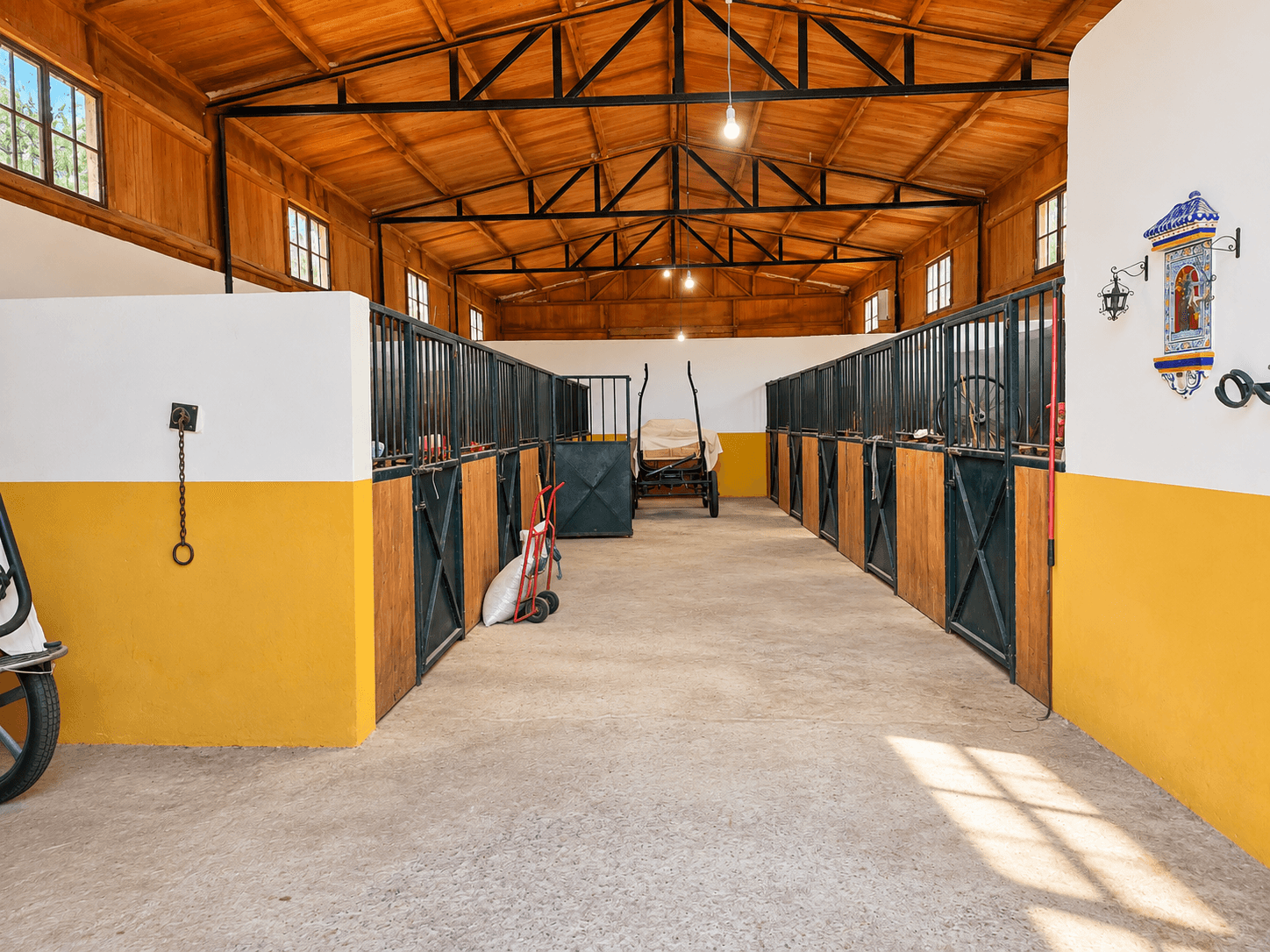 Reitsportanlage mit Wohnbereich