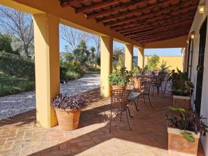 5225, Country Estate with Pool & Pool House