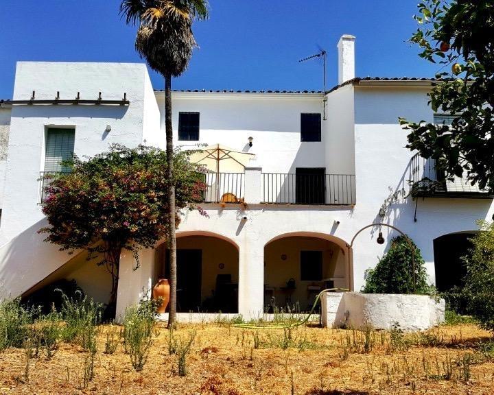 Cortijo/ Country House in Higuera De La Sierra