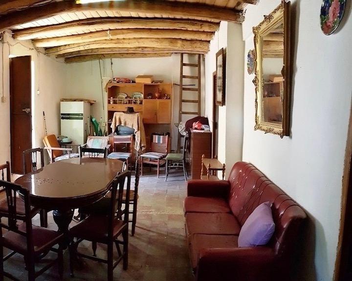 Country House with Pool to Renovate