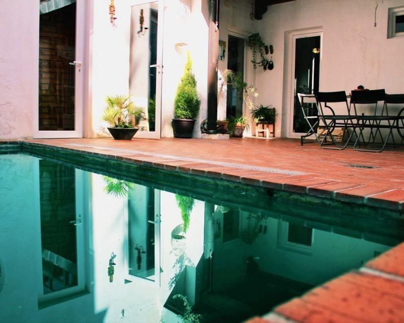 Large Town House with Pool, Albayzin