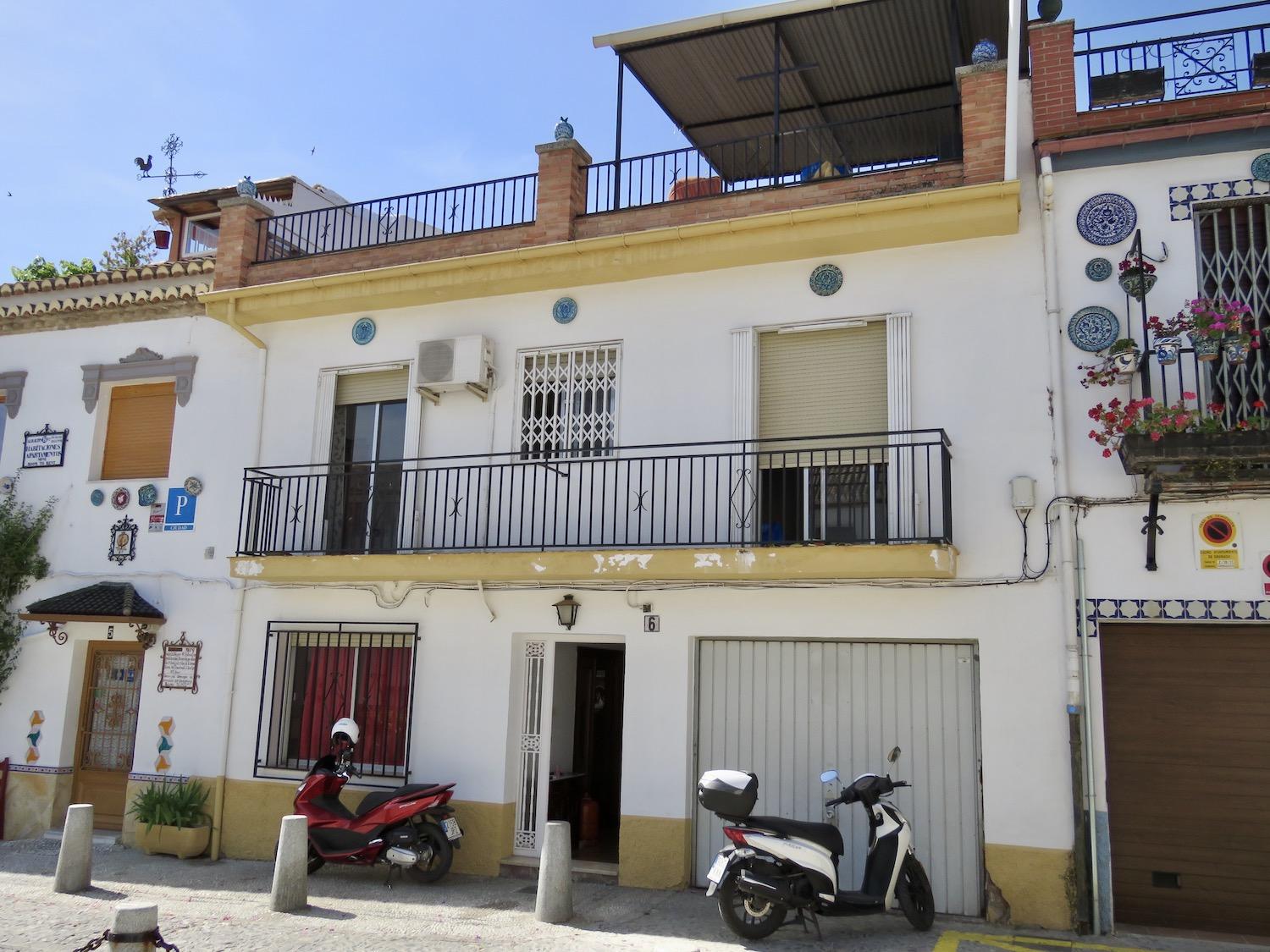 House with Terrace and Garage, Albayzin