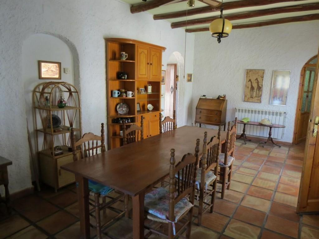 Large Cortijo with Extensive Gardens