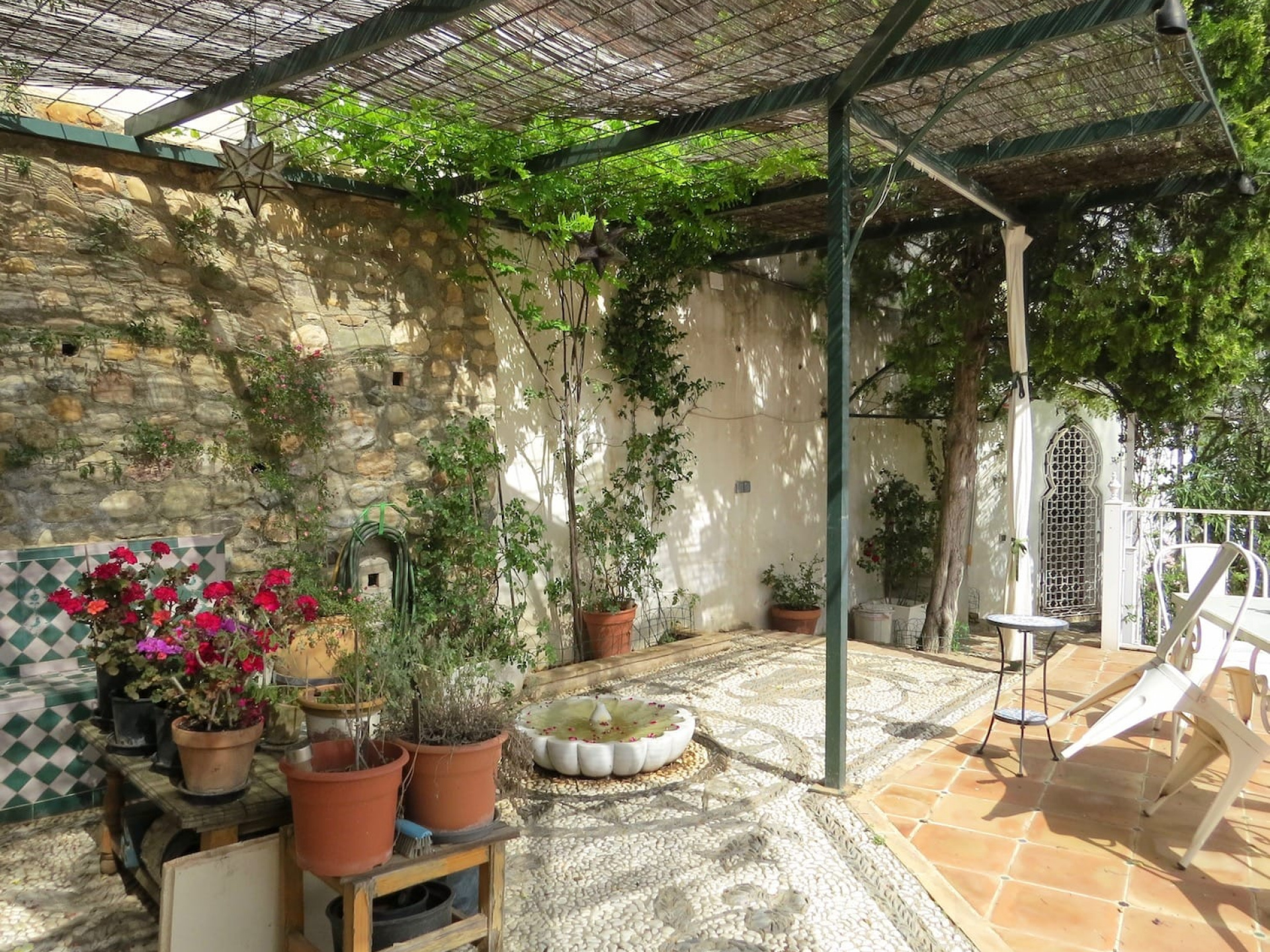 Luxurious House & Magnificent Garden, Albayzin