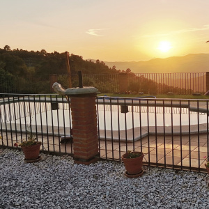 B 25-8-2021 20,49 Atardecer desde piscina (1)