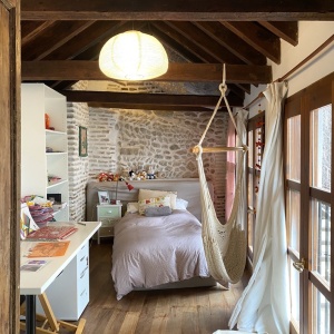 D513662A-DCFC-48FC-A73B-DBC95461767D_1_105_c