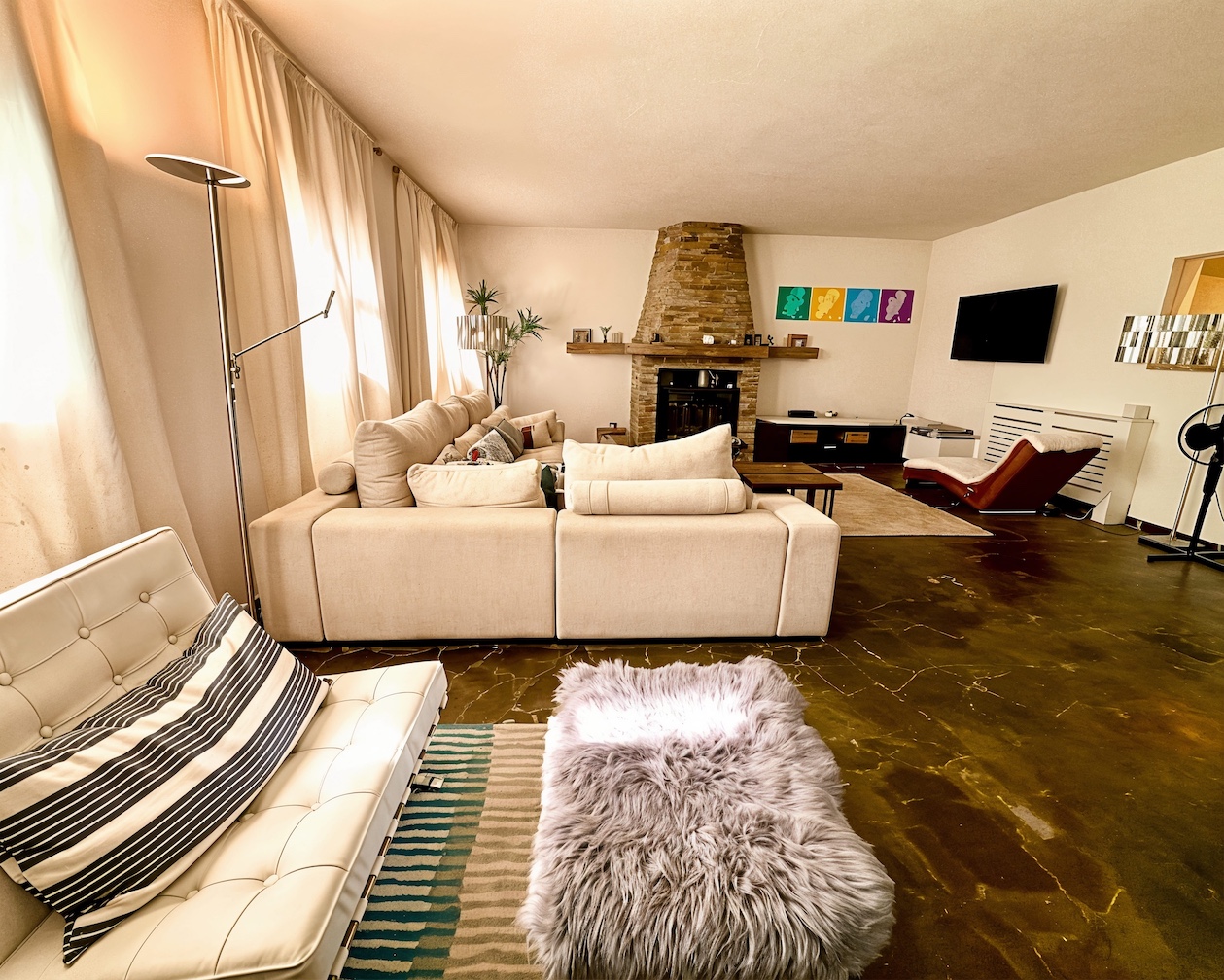 House Lounge 2