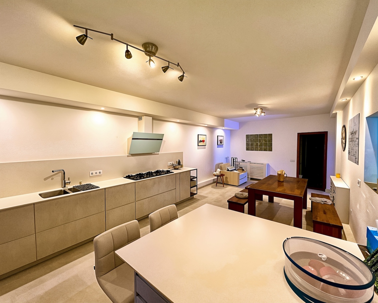 House Kitchen 2