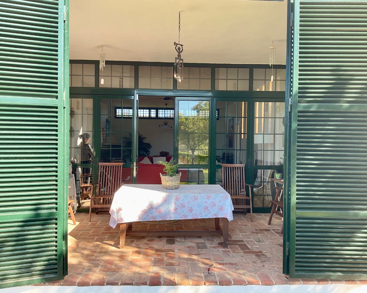 ENTRADA PORCHE DESDE JARDIN - copia (2) - copia