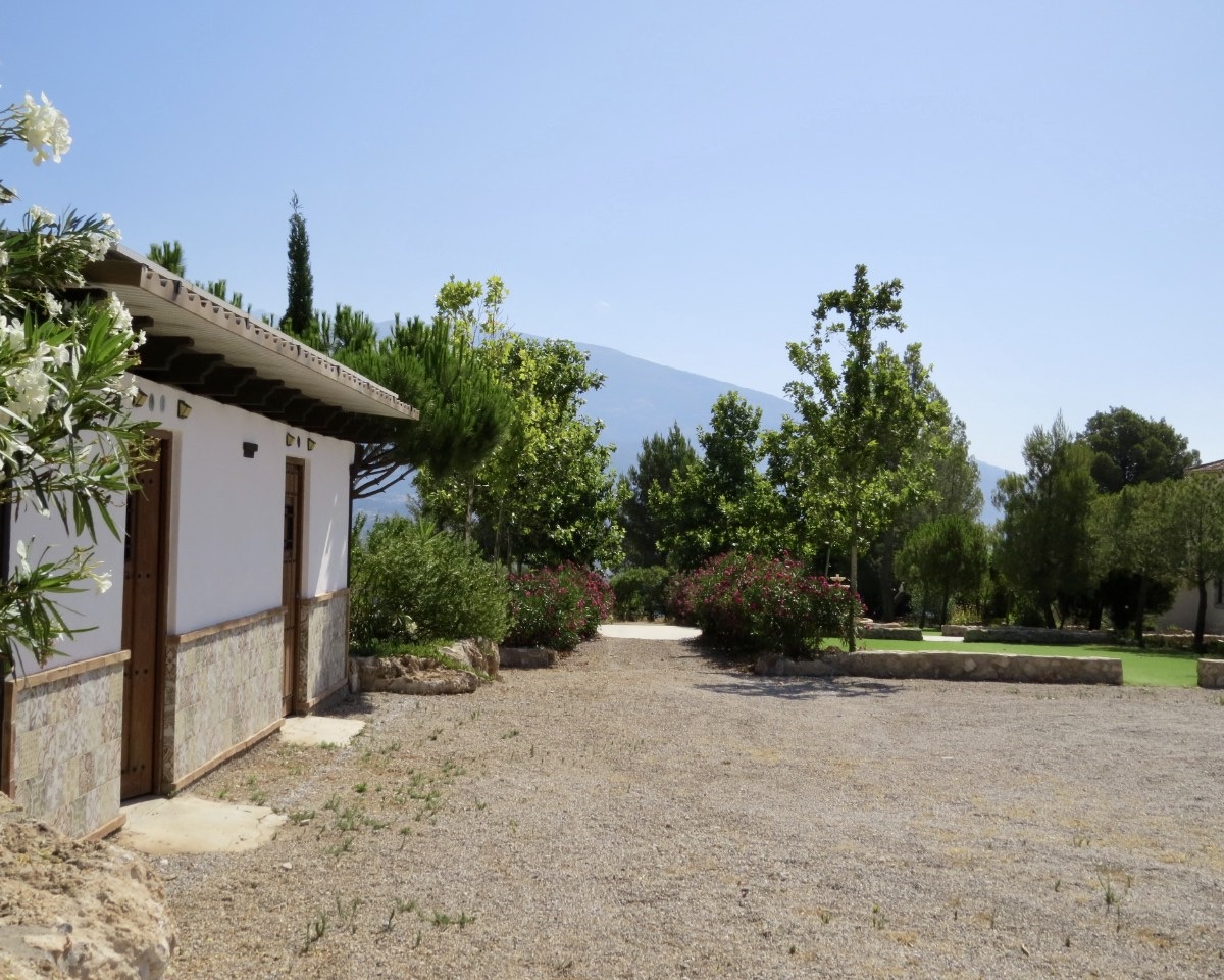 Gardens & Toilet Block