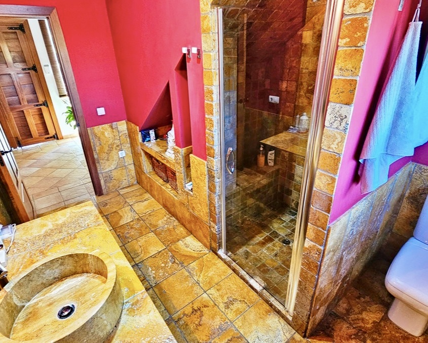 Photo 34