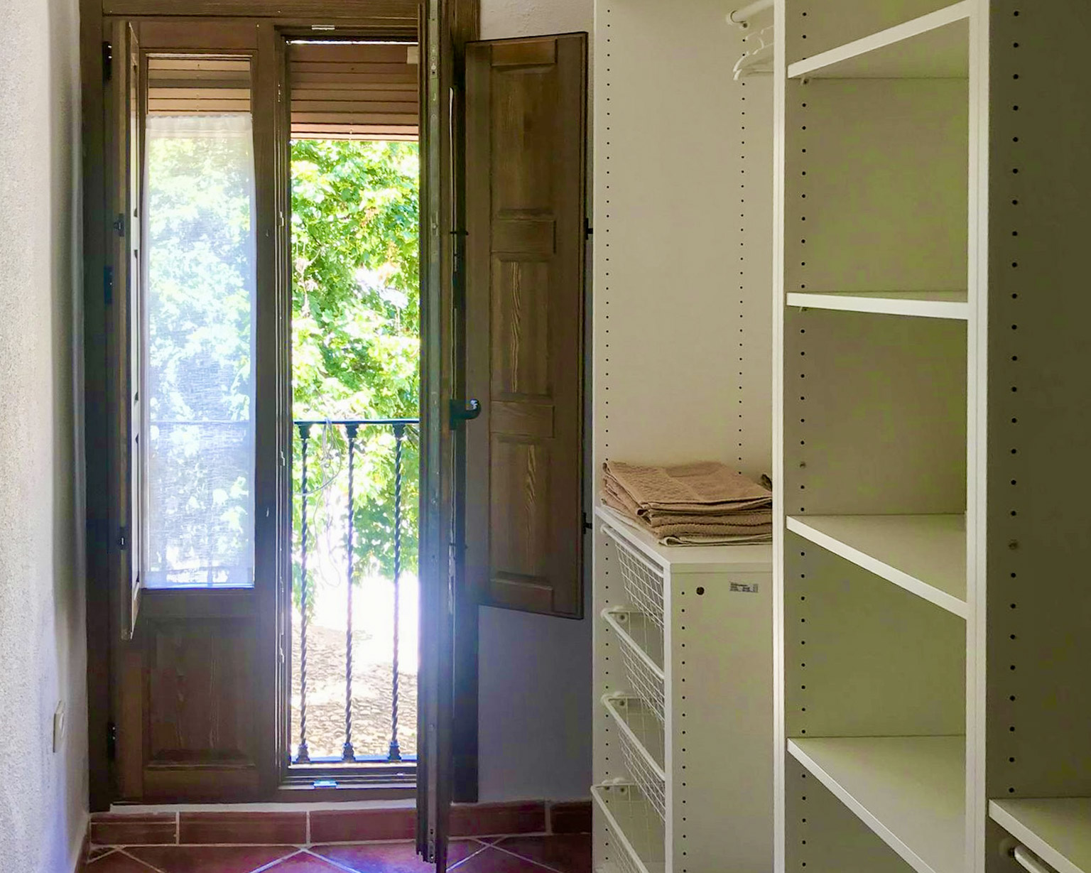 15-WhatsApp Image 2025-12-16 at 16