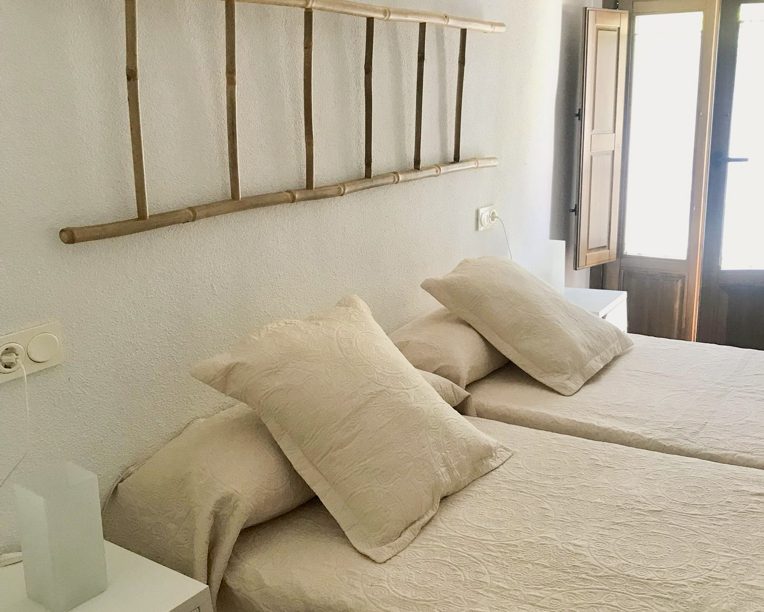 8-WhatsApp Image 2025-12-16 at 16