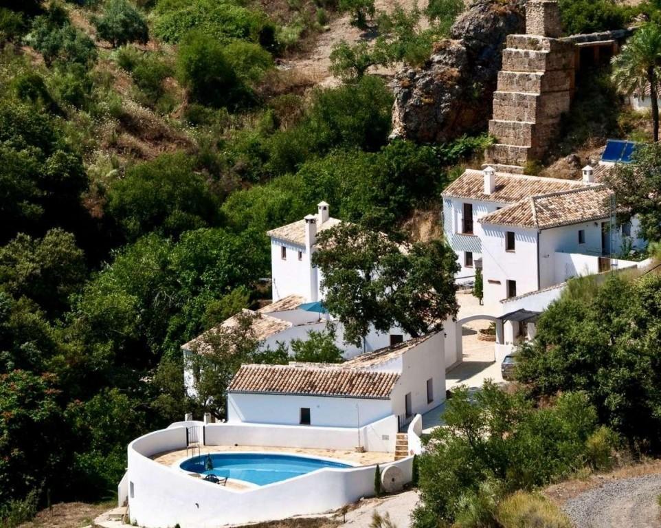 Cortijo/ Country House in Algarinejo