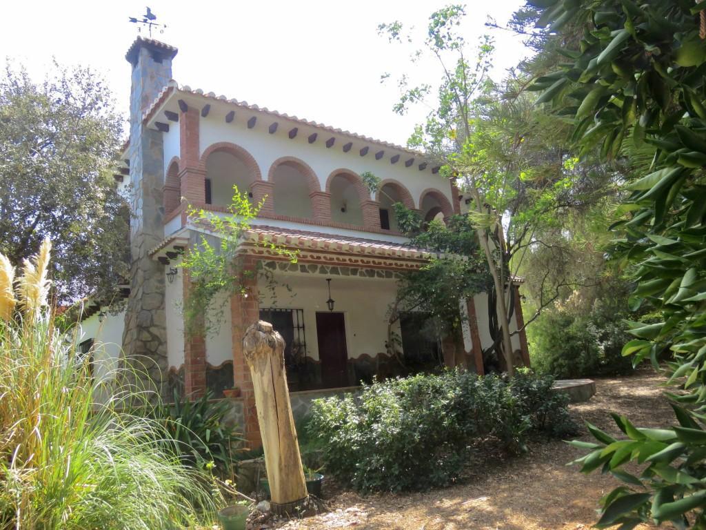 Country House & Outbuilding with Woodland & Stream