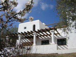 2215, Ibizan Style Country House